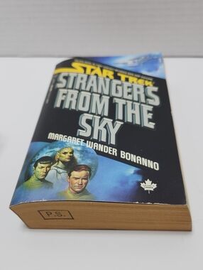 Star Trek: Strangers From The Sky — Paperback Novel